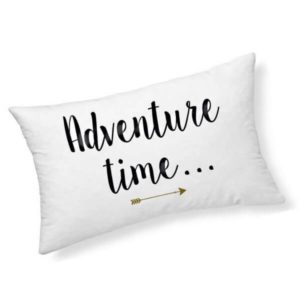 AVENTURE – Coussin 30 x 50 cm Blanc – Imprimé Or Noir