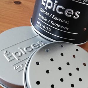 PILI – Boîte Métal à Saupoudrer – Design Epices Spices